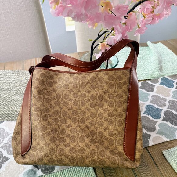 Coach Hadley Hobo 79249 Signature Canvas Bag with Heart Charm - Picture 15 of 16